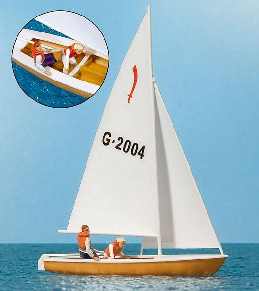 Preiser 10681 HO Scale Korsar Sailboat w/4 Sailors -- Sails Up