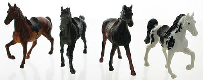 New Ray 05593-B 1/32 Country Life Farm Horses, 4-Piece Set