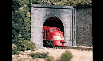 Woodland Scenics C1266 O Scale Concrete Single Portal