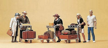 Preiser 10459 HO Scale Passengers Travellers w/Luggage Carts