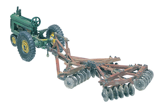 Woodland Scenics D207 All Scale Disc & Tractor (1938-1946) HO Scale