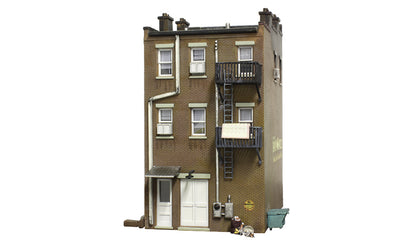 Woodland Scenics BR5051 HO Scale Betty's Burning Building