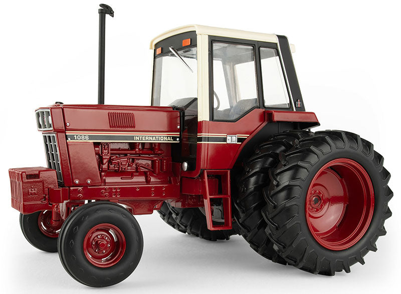 Ertl 44356 1/16 Scale International Harvester 1086 Tri-Stripe Tractor