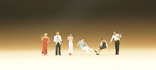 Preiser 79038 N Scale Party Guests & Waiter Figure Set