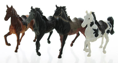 New Ray 05593-B 1/32 Country Life Farm Horses, 4-Piece Set