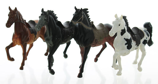New Ray 05593-B 1/32 Country Life Farm Horses, 4-Piece Set