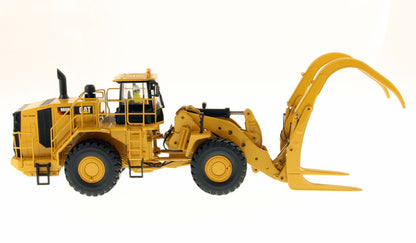 Diecast Masters 85917 1/50 Cat 988K Wheel Loader, Log Grapple