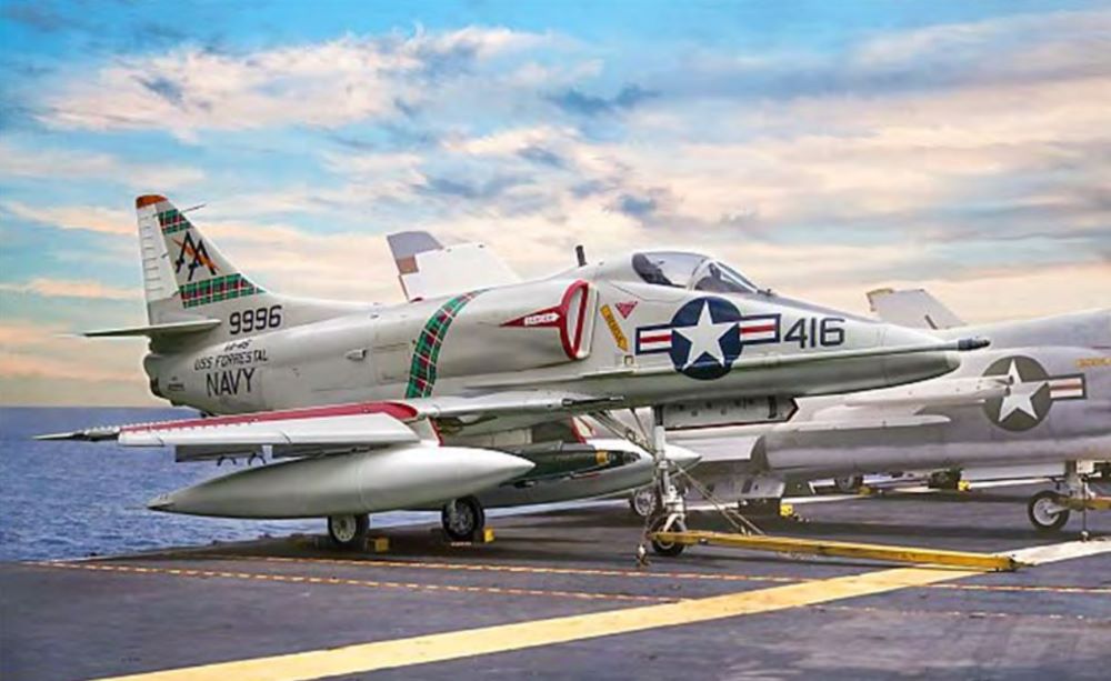 Italeri 2826 1/48 A4E/F/G Skyhawk Aircraft