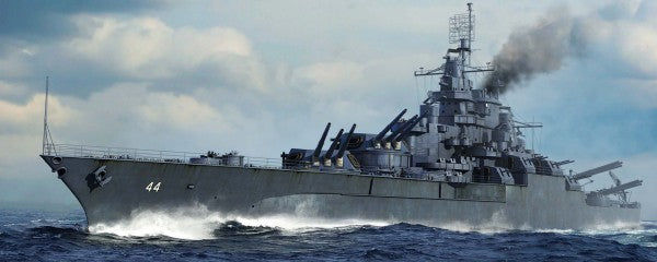 Trumpeter Scale Models 5784 1/700 USS California BB44 Battleship 1945