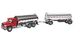 Walthers SceneMaster 949-11671 HO Intl 7600 Tank Truck, Oil Decals