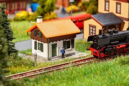 Faller 282712 Z Scale Gatekeeper's House Kit