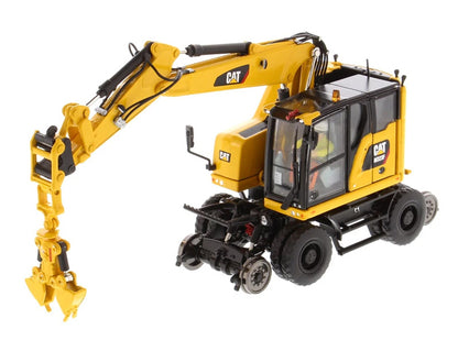 Diecast Masters 85661 1/50 Cat M323F Railroad Excavator, Yellow