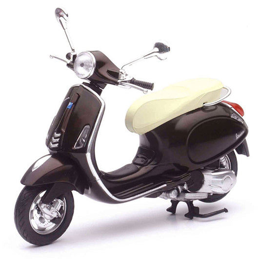 New Ray 57553-C 1/12 Vespa Primavera Scooter, Dark Brown