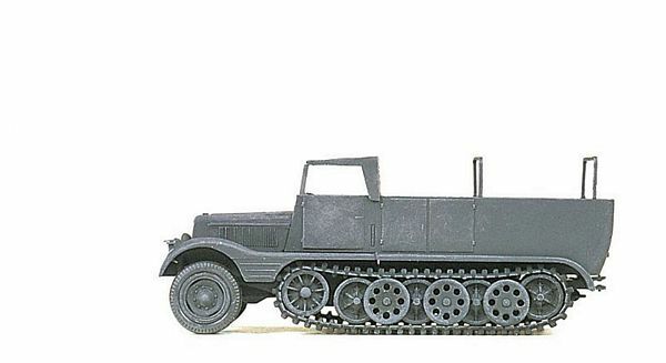 Preiser 16561 HO Scale German Army WWII SdKfz 11 Series Half-Track (Plastic Kit)