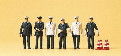 Preiser 10422 HO Scale People Working Policemen Era III