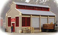 Walthers Trainline 931-804 HO United Trucking Terminal - Assembled