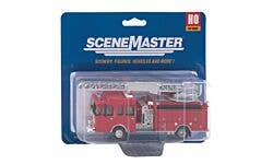 Walthers SceneMaster 949-13801 HO Heavy-Duty Fire Ladder Truck Red