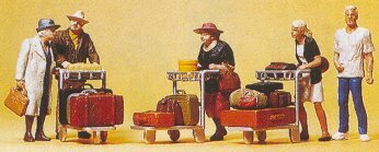 Preiser 10459 HO Scale Passengers Travellers w/Luggage Carts