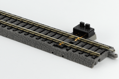 Piko 57081 HO Scale Roadbed Christmas Starter Set, 120V
