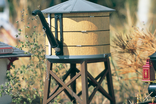 PIKO 62701 G Scale Old West Water Tower Built-Up