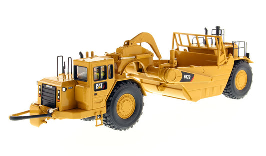 Diecast Masters 85175C 1/50 Caterpillar 657G Wheel Tractor Scraper