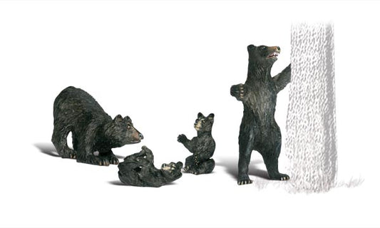 Woodland Scenics A2551 All Scale Harry Bear and Family - G scale