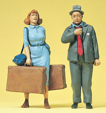 Preiser 45118 G Scale Travellers Standing