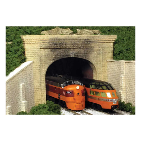 493 211