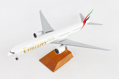Gemini Jets G2UAE642 Gemini200 Emirates 777-300Er 1/200 Reg#A6-Epp