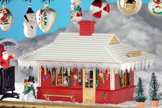 Piko 62265 G Scale North Pole Station, Built-Up