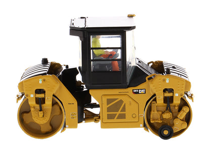Diecast Masters 85595 1/50 Cat CB-13 Roller with Cab