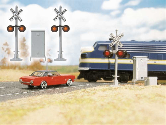 Busch 5934 HO Scale US-Style Grade Crossing Signal Set