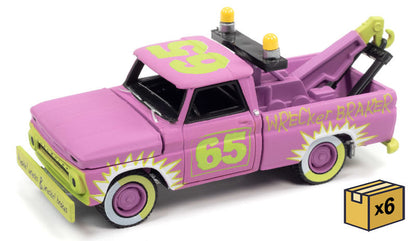Johnny Lightning JLSP209-B-CASE 1/64 Scale 1965 Chevrolet Tow Truck