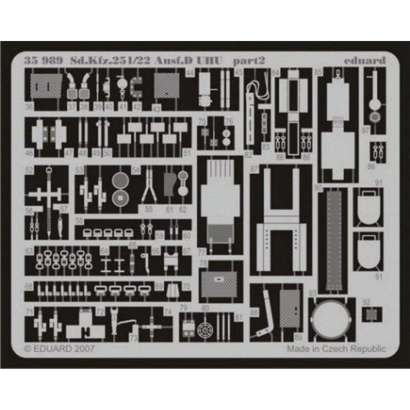 Eduard 35989 1/35 Armor- SdKfz 251/22 Ausf D UHU for AFV