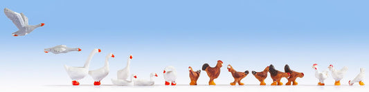 Noch 15772 HO Scale Chickens & Geese Figure Set, 17 Pieces