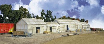 Walthers Cornerstone 933-2911 HO Scale Clayton County Lumber -- Kit