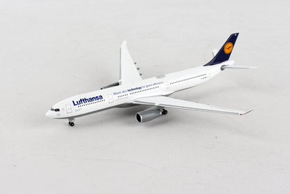 Herpa Wings HE514965-003 Lufthansa A330-300 1/500 Shark Skin