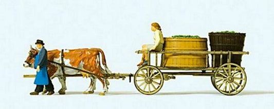 Preiser 30397 HO Scale Wine Wagon w/Cows