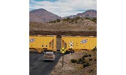 Walthers SceneMaster 949-4197 HO Railroad Crossing Signs Set