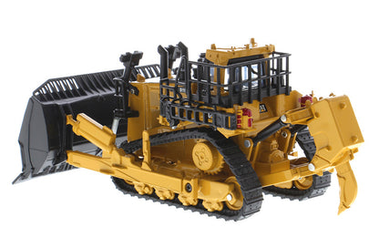 Diecast Masters 85637 1/64 Caterpillar D11 Dozer with 2 Blades