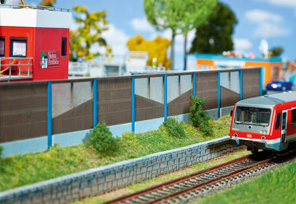 Faller 180422 HO Scale Wood Noise Protection Wall Kit