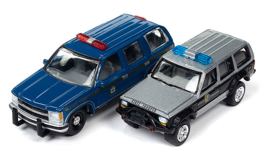 Johnny Lightning JLSP277-B 1/64 Scale American Heroes Twin Pack Twin Pack Includes: New