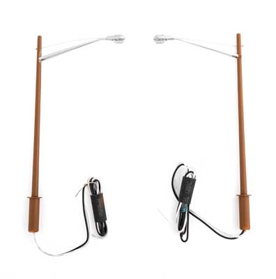 Walthers SceneMaster 4805 HO LED Streetlight Long Arm 2-Pack