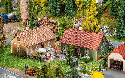 Faller 130607 HO Scale Village Houses 2-Pack Model Kit
