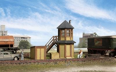 Walthers Cornerstone 933-3811 N Scale Gateman's Tower - pkg(2) -- Kit