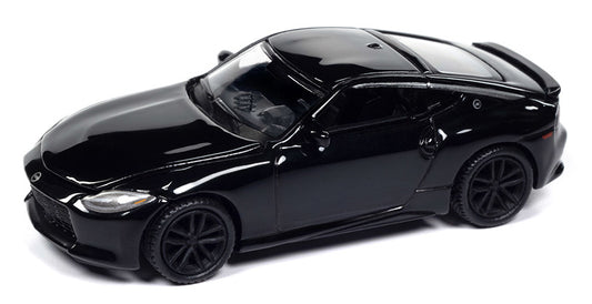 Auto World AWSP168-B 1/64 2023 Nissan Z Black Diamond Diecast Car Model