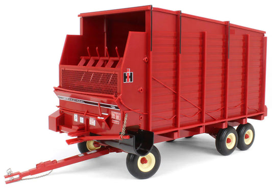 Spec Cast ZJD-1920 1/16 International Harvester 120 Forage Wagon