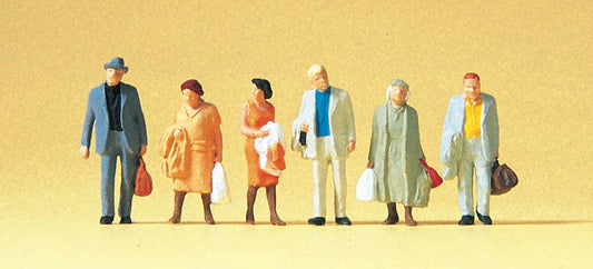 Preiser 14027 HO Scale Passengers with Bags Figure Set