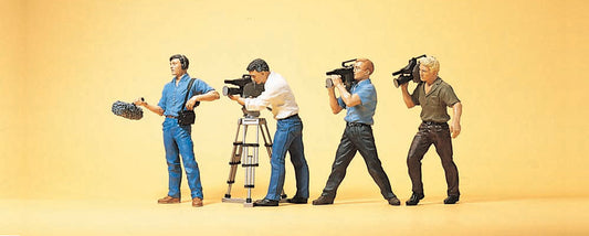 Preiser 10421 HO Scale Film Crew Figure Set, 4 Pieces