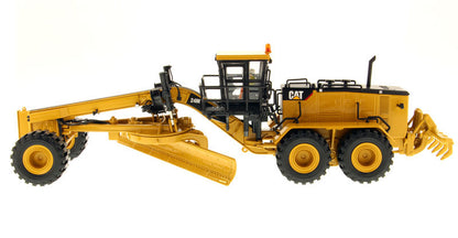 Diecast Masters 85264C 1/50 Caterpillar 24M Motor Grader